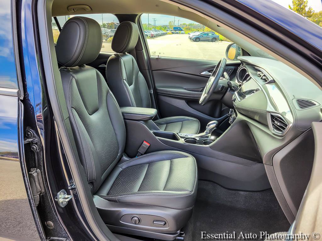Used 2020 Buick Encore GX Essence FWD image 30