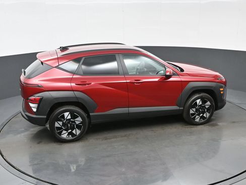 Used 2025 Hyundai Kona SEL AWD/4WD image 40