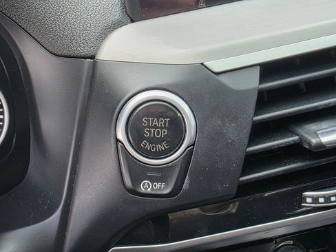 Used 2018 BMW X3 xDrive30i AWD/4WD image 19