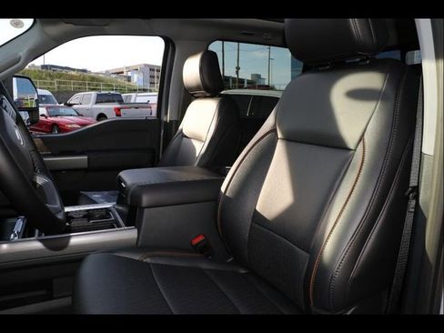 New 2025 Ford F250 Lariat w/ Lariat Ultimate Package image 22