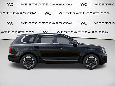 New 2025 Kia Telluride S image 10
