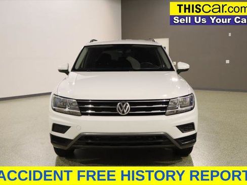 Used 2020 Volkswagen Tiguan SE FWD image 3