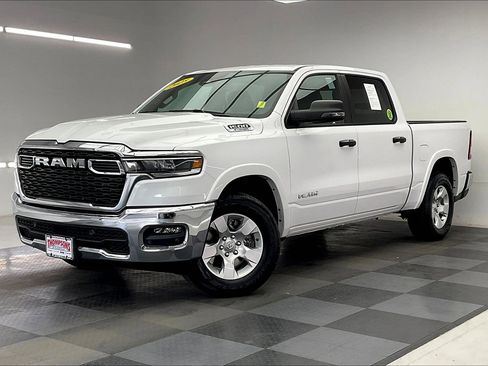 Used 2025 RAM 1500 Big Horn image 12