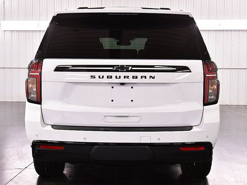 Used 2024 Chevrolet Suburban Z71 w/ Max Trailering Package image 6