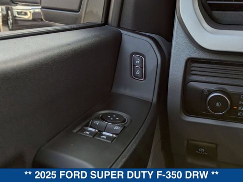New 2025 Ford F350 XL w/ XL Chrome Package RWD image 17