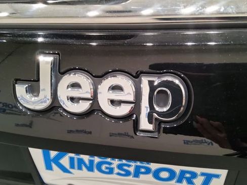 Used 2023 Jeep Compass Limited w/ Elite Group AWD/4WD image 40