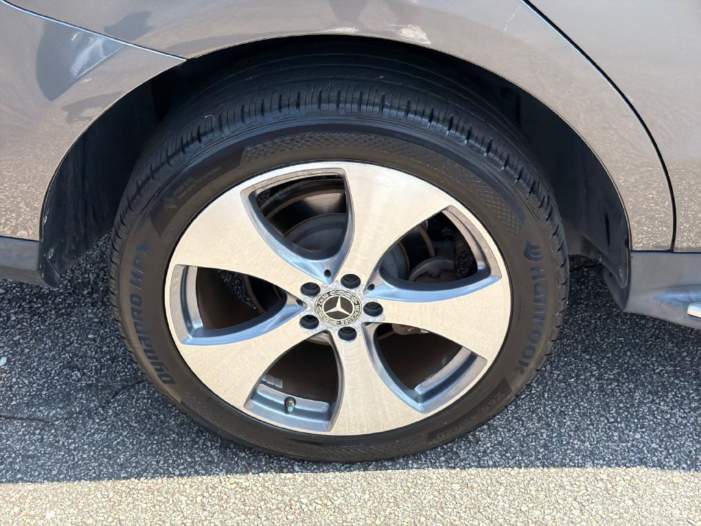 Used 2018 Mercedes-Benz GLE 350 w/ Premium 1 Package image 17
