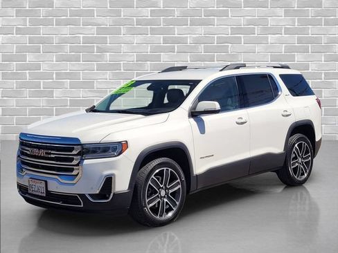 Certified 2023 GMC Acadia SLT w/ Technology Package AWD/4WD image 10