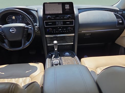 Used 2022 Nissan Armada Platinum w/ Captain's Chairs Package RWD image 13