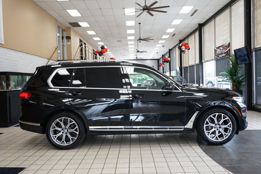 Used 2020 BMW X7 xDrive40i w/ Premium Package AWD/4WD image 21
