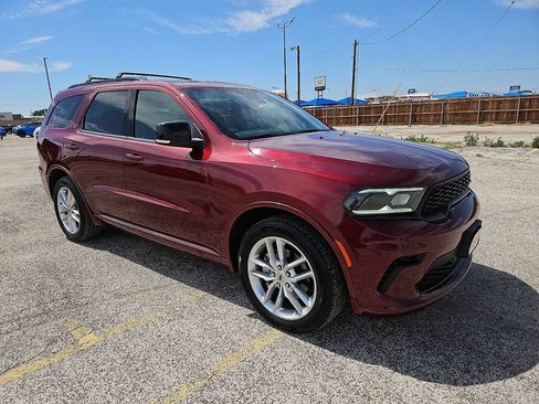 Used 2024 Dodge Durango GT RWD image 10