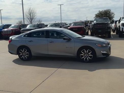 Certified 2023 Chevrolet Malibu RS image 2