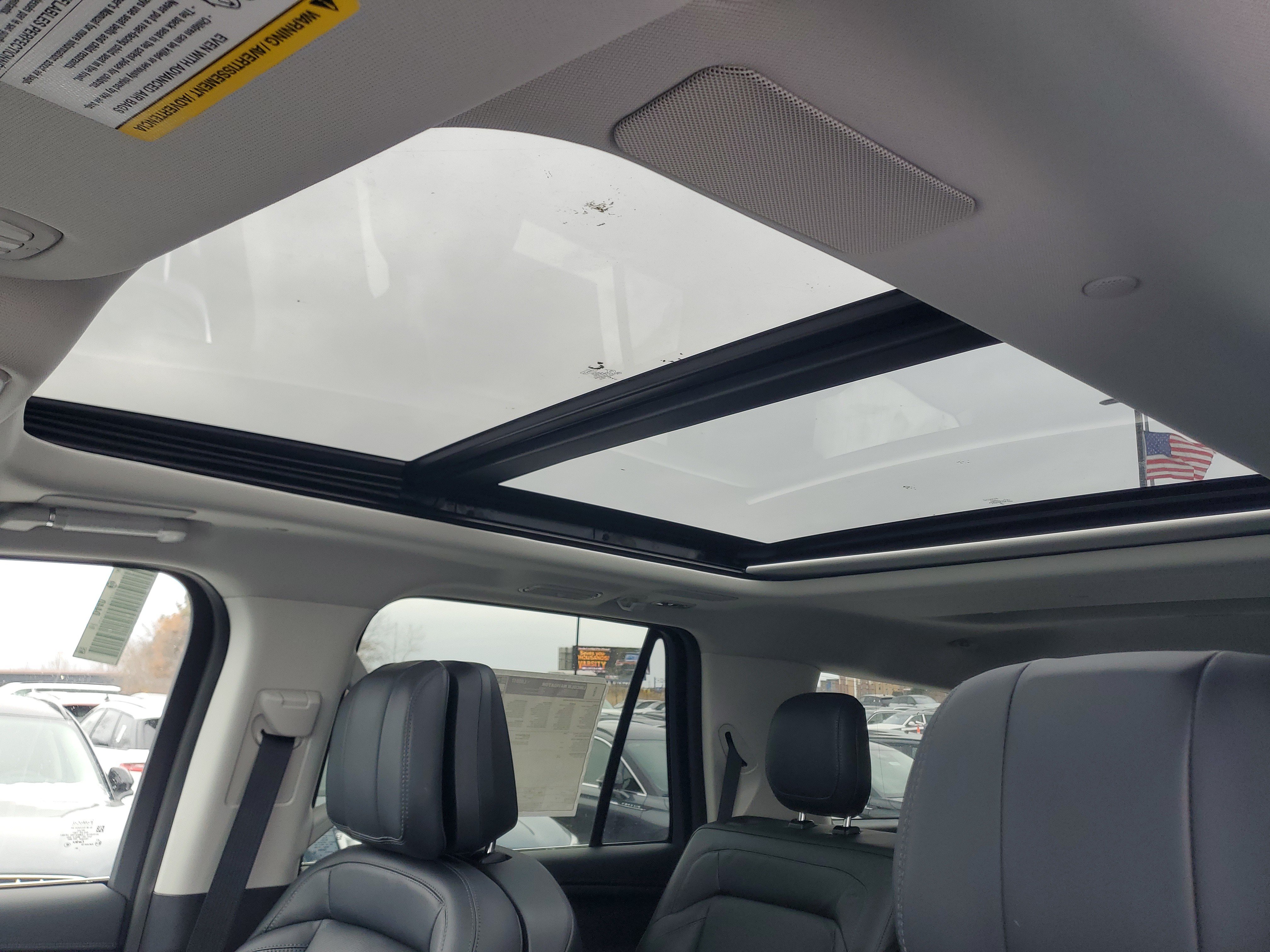 New 2026 Lincoln Navigator Reserve AWD/4WD image 11