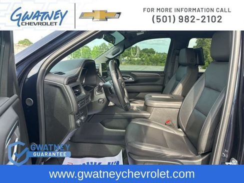 Used 2024 Chevrolet Suburban Z71 w/ Luxury Package AWD/4WD image 25