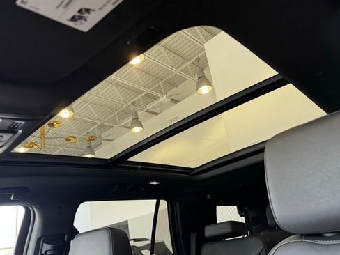 Certified 2023 Chevrolet Tahoe Z71 w/ Luxury Package image 6