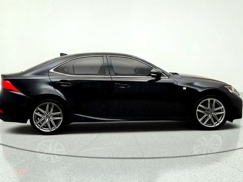 Used 2018 Lexus IS 350 AWD image 4