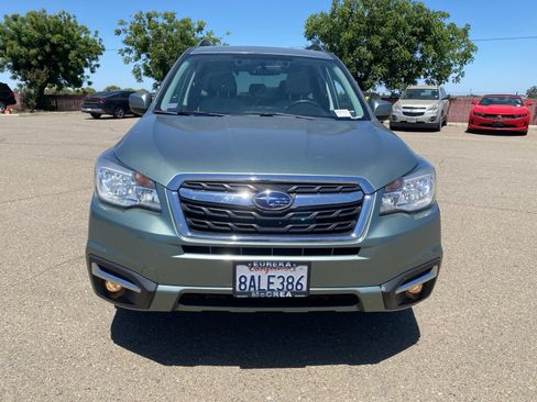 Used 2018 Subaru Forester 2.5i Premium AWD/4WD image 2