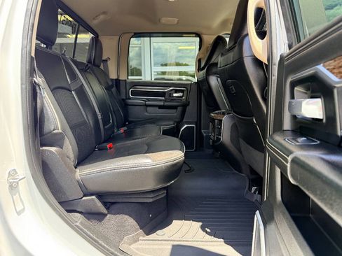 Used 2021 RAM 3500 Laramie AWD/4WD image 36