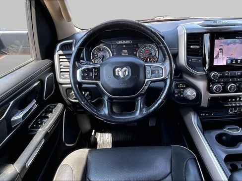 Used 2019 RAM 1500 Laramie AWD/4WD image 6