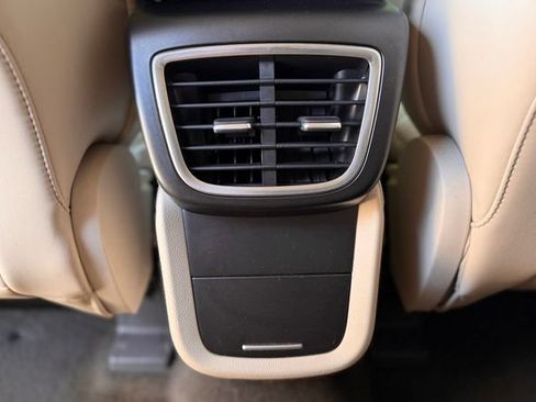 Used 2019 Lincoln Nautilus Select FWD image 33