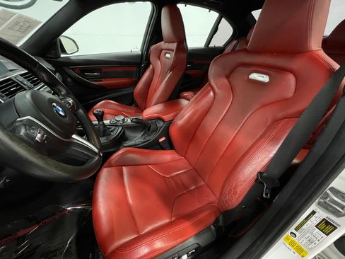 Used 2016 BMW M3 RWD image 13