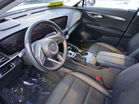 Used 2024 Buick Envision Preferred image 14