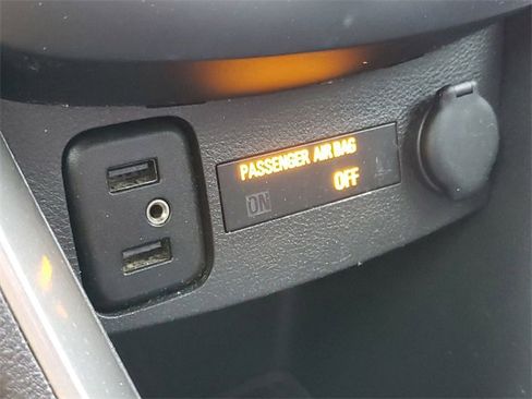 Certified 2017 Chevrolet Trax LT w/ Driver Confidence Package image 32