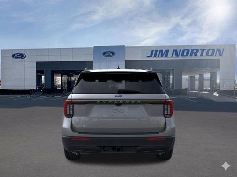New 2026 Ford Explorer Active image 7