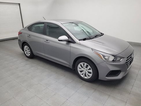 Used 2021 Hyundai Accent SE FWD image 11