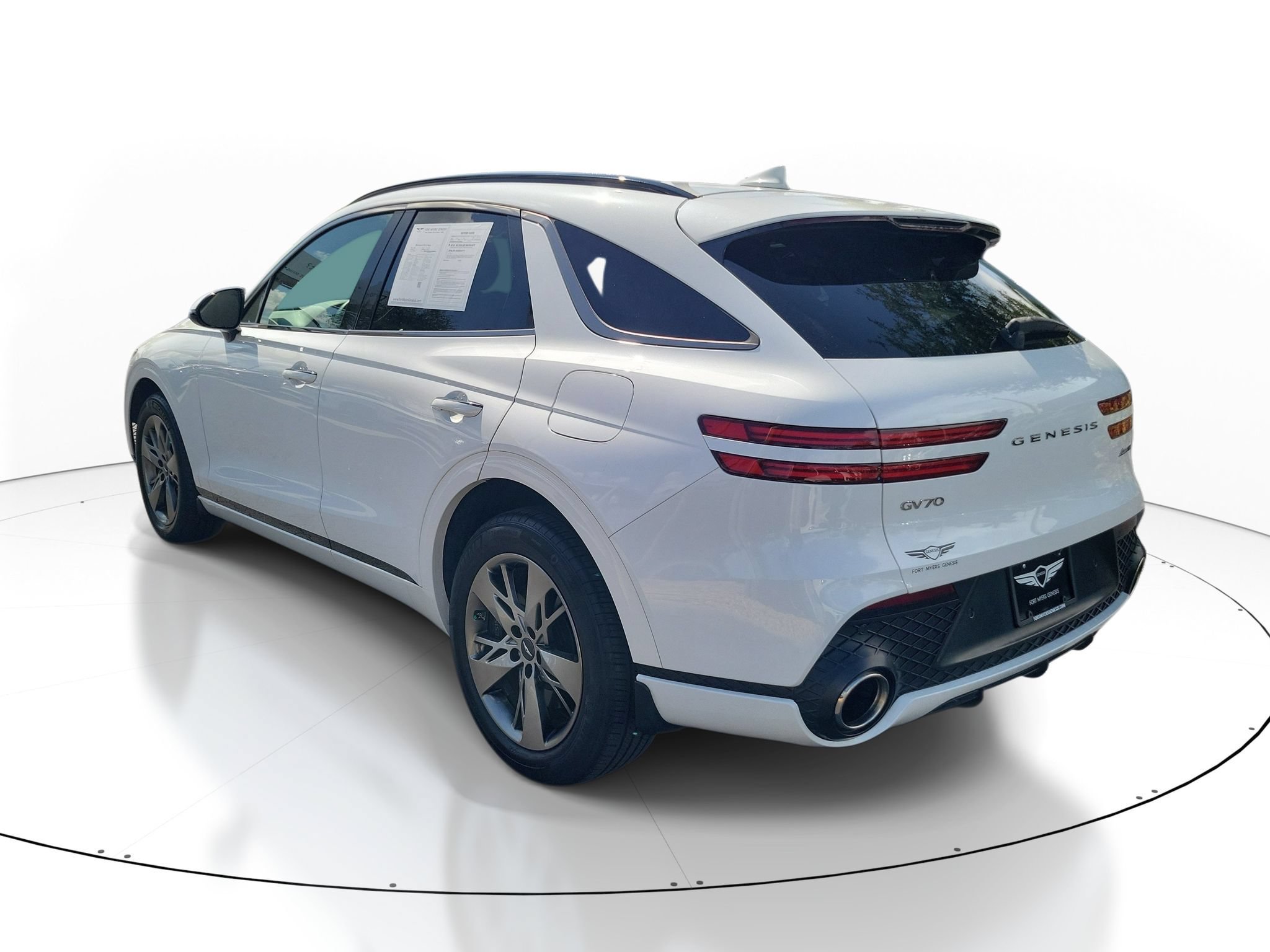 Certified 2024 Genesis GV70 3.5T Sport AWD/4WD image 4