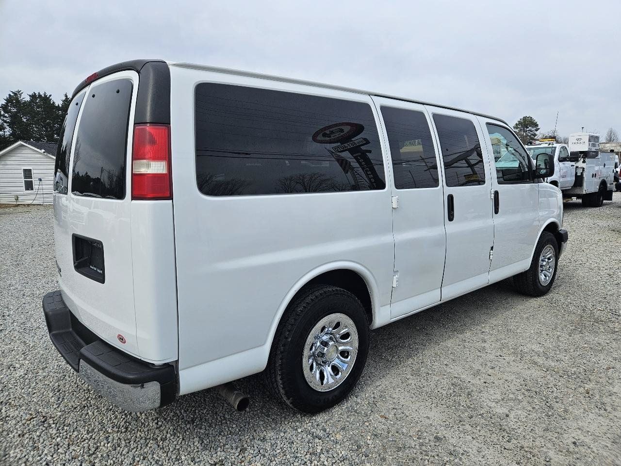 Used 2014 Chevrolet Express 1500 LT w/ LT Preferred Equipment Group AWD/4WD image 5
