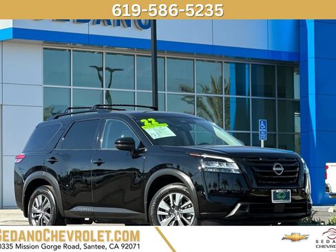 Used 2022 Nissan Pathfinder SV w/ SV Black Package FWD image 1