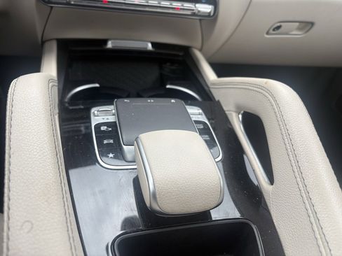 Used 2020 Mercedes-Benz GLE 350 image 18