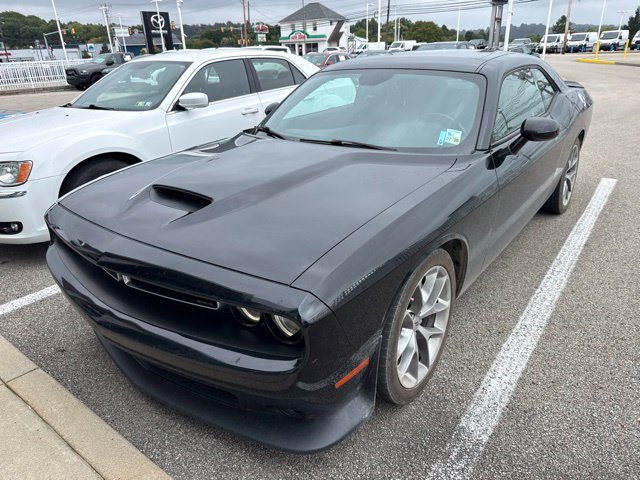 Used 2022 Dodge Challenger GT RWD image 1