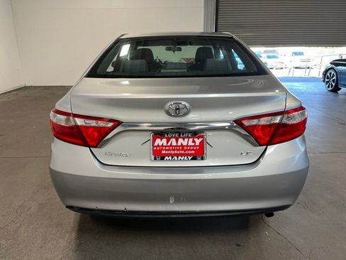 Used 2015 Toyota Camry LE FWD image 4