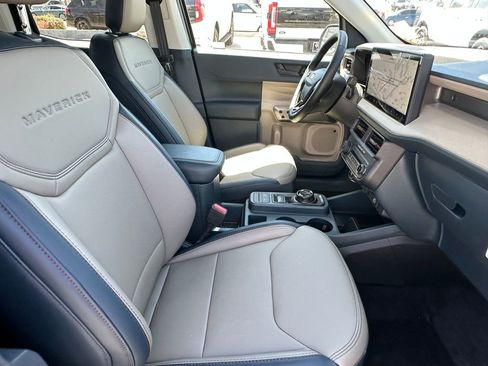 New 2026 Ford Maverick Lariat w/ 4K Tow Package AWD/4WD image 14
