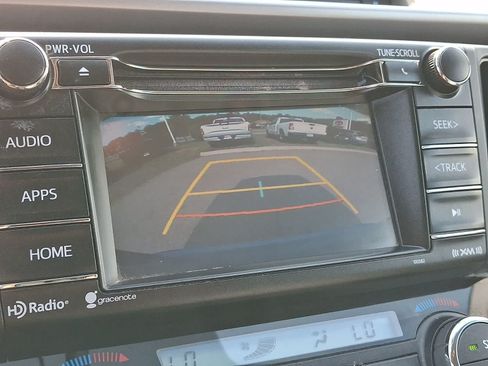 Used 2016 Toyota RAV4 XLE AWD/4WD image 21
