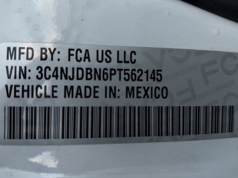 Used 2023 Jeep Compass Latitude AWD/4WD image 33