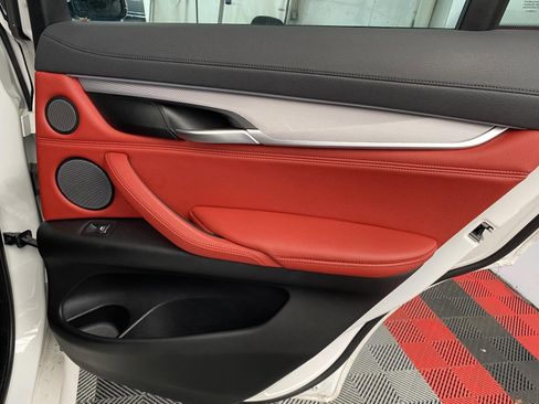 Used 2018 BMW X6 xDrive35i image 11