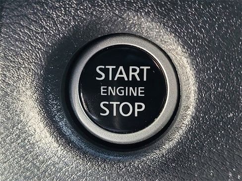 Certified 2023 Nissan Frontier SV w/ Midnight Edition Package image 20