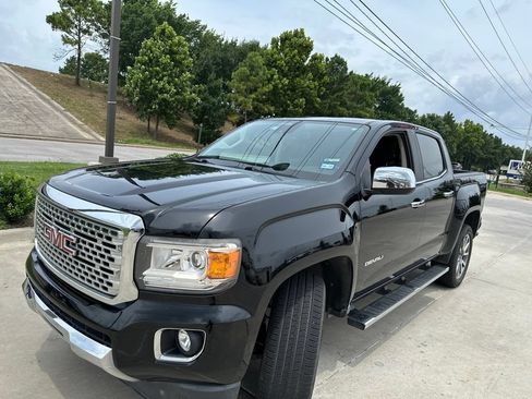 Used 2019 GMC Canyon Denali RWD image 1