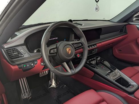Certified 2026 Porsche 911 Targa 4 GTS AWD/4WD image 4