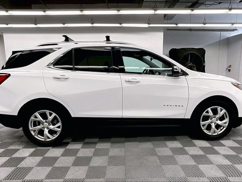 Used 2020 Chevrolet Equinox Premier FWD image 15