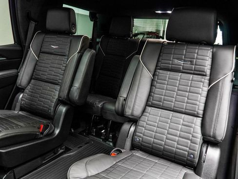 Used 2026 Cadillac Escalade Platinum Sport AWD/4WD image 55
