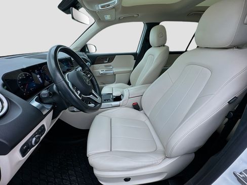 Used 2023 Mercedes-Benz GLB 250 image 13