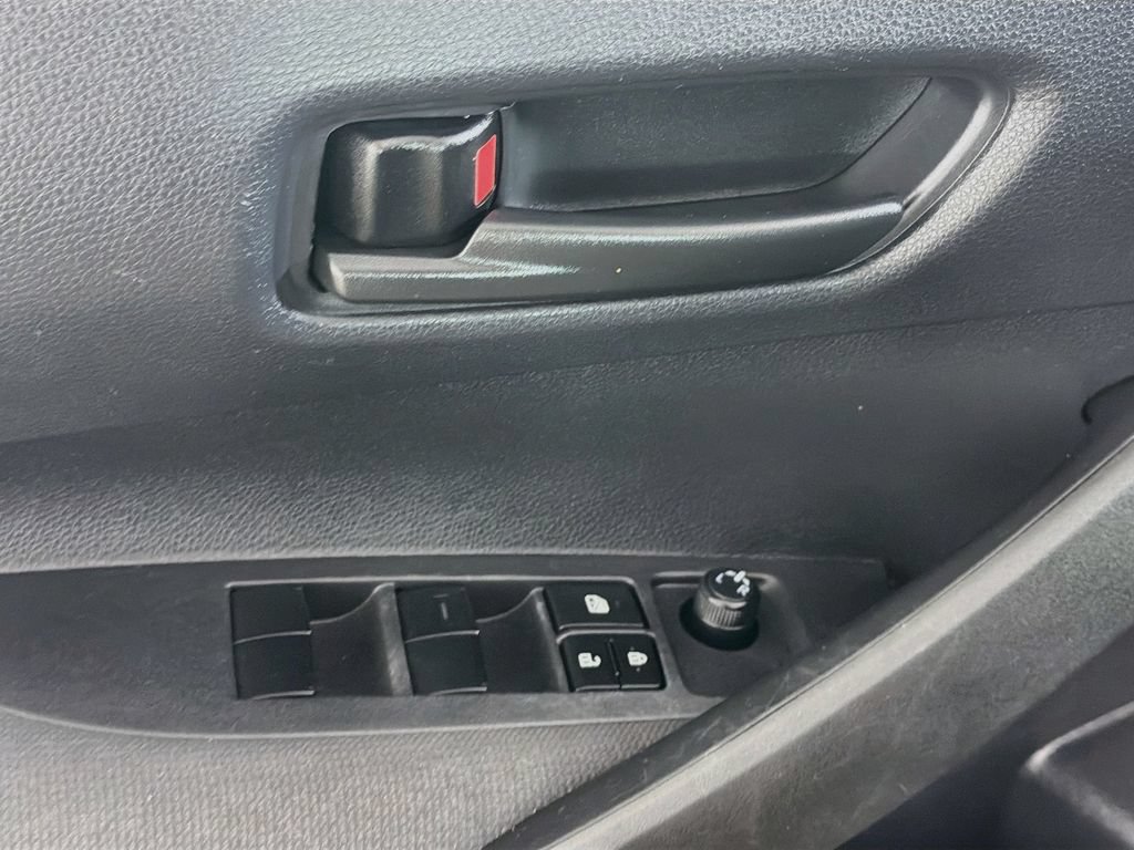 Used 2024 Toyota Corolla LE FWD image 17