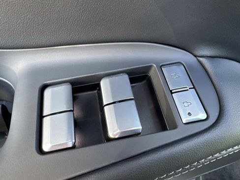 New 2025 Lincoln Navigator Reserve w/ Jet Appearance Package image 9