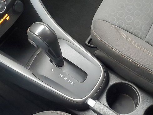 Used 2021 Chevrolet Trax LS w/ Tint and Cruise Package image 15