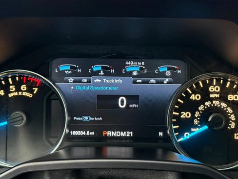 Used 2016 Ford F150 Lariat w/ Equipment Group 501A Mid AWD/4WD image 11
