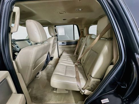 Used 2013 Ford Expedition XLT RWD image 26